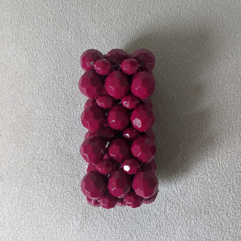 Maroon ruby stretch bead bracelet